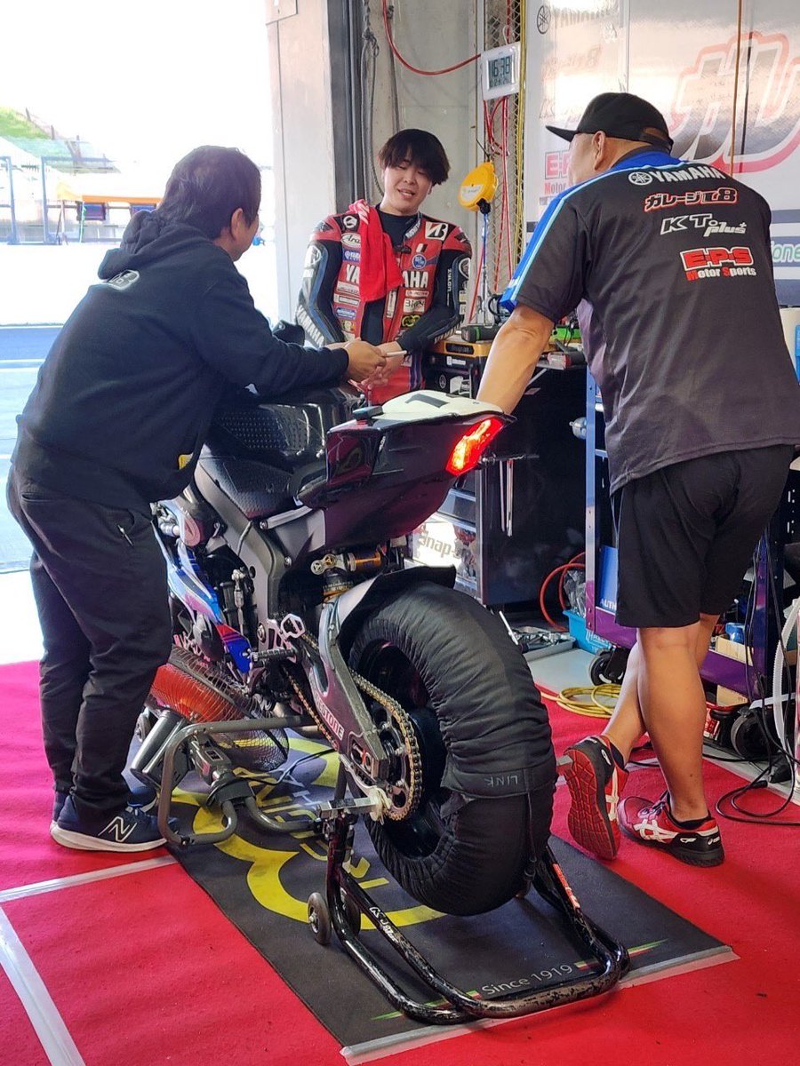 garagelink34's tweet photo. さぁ予選だ
ラストレース気合い入れて行こう
#garagel8
#garagelink https://t.co/wfY1ctYMuM