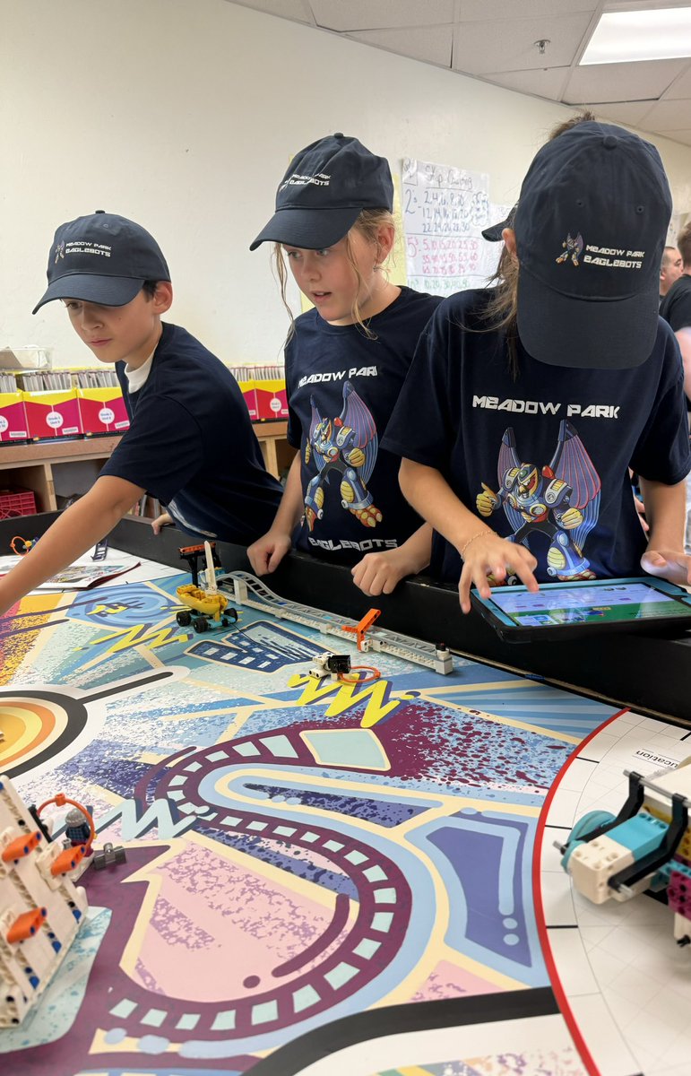 Meadow Park Robotics Club was super excited to receive their new shirts and hats too! The “Eaglebots” are preparing for their first scrimmage next week! A big thank you to Ms. Noakes and Ms. Delgado for sponsoring them. @pbcsd