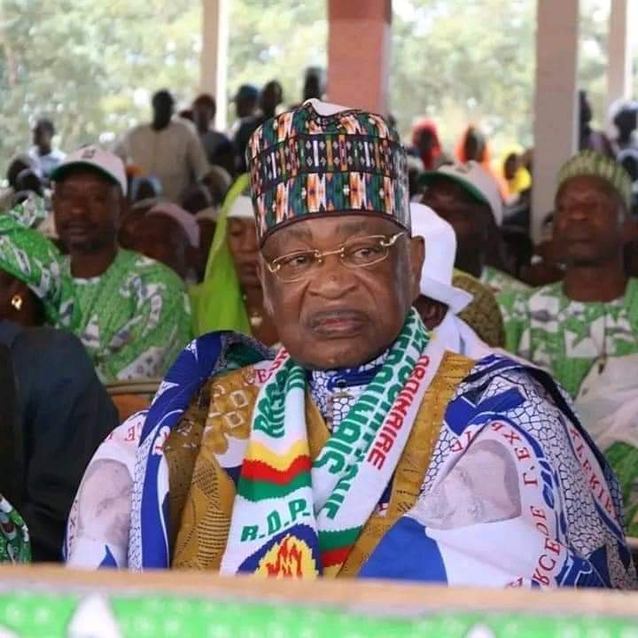 TheCameroonianZ's tweet photo. Le patriarche Alhadji Mohamadou Abbo Ousmanou (#AMAO) s'en est allé. 💔
Il est décédé ce vendredi en Turquie.
🌿🌿🌿 https://t.co/eUBdSP3B16
