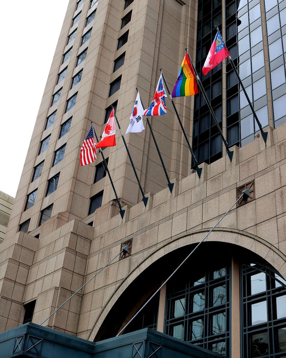 BarMargotATL's tweet image. Join us on the mezzanine level of #FSAtlanta to experience a brunch as fabulous as #AtlantaPrideWeek. Reservations are strongly recommended and can be arranged by visiting bit.ly/2L5tEVU.