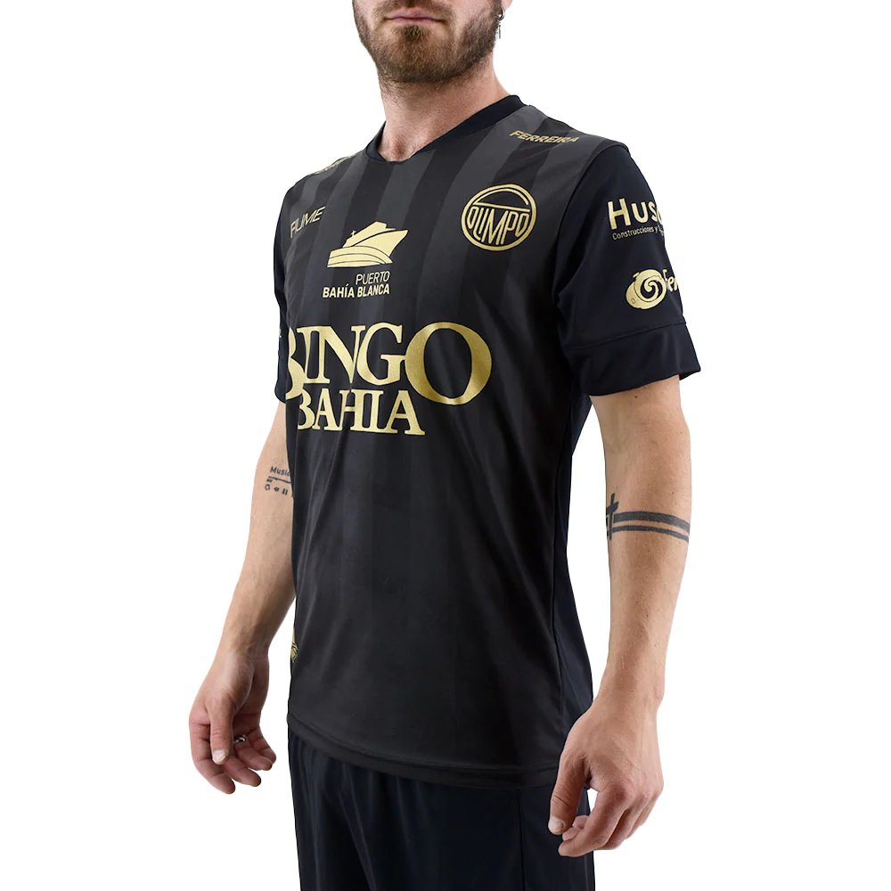 DesignOlimpo's tweet photo. Tuve la oportunidad de diseñar una camiseta del club de mis amores!! Algo que jamás voy a olvidar en la vida, que Olimpo lleve algo mío, algo que salió de mí. Ahora puedo decir que ahora formo parte de la historia de mi club.
El manto sagrado se tiño de carbón y oro. https://t.co/hh1tCrcW3d