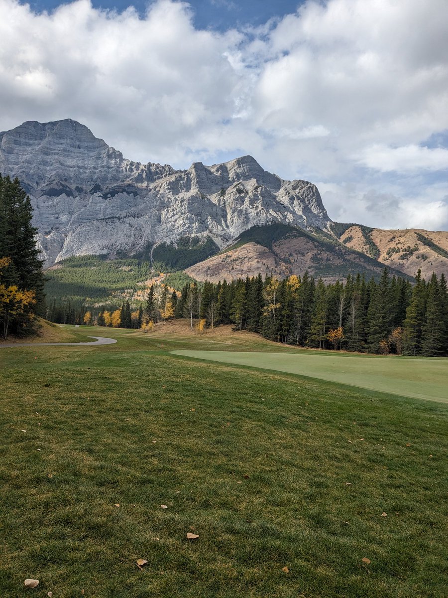 WcTurfball's tweet photo. What a week aerating fairways at one of Alberta's finest. @KananaskisGolf is truly awesome and looks amazing this time if year. Thanks Calvin,@Max_MacKenzie and crew for the loop. You have an amazing office thats for sure!!⛰️ https://t.co/v4opA9CrYq