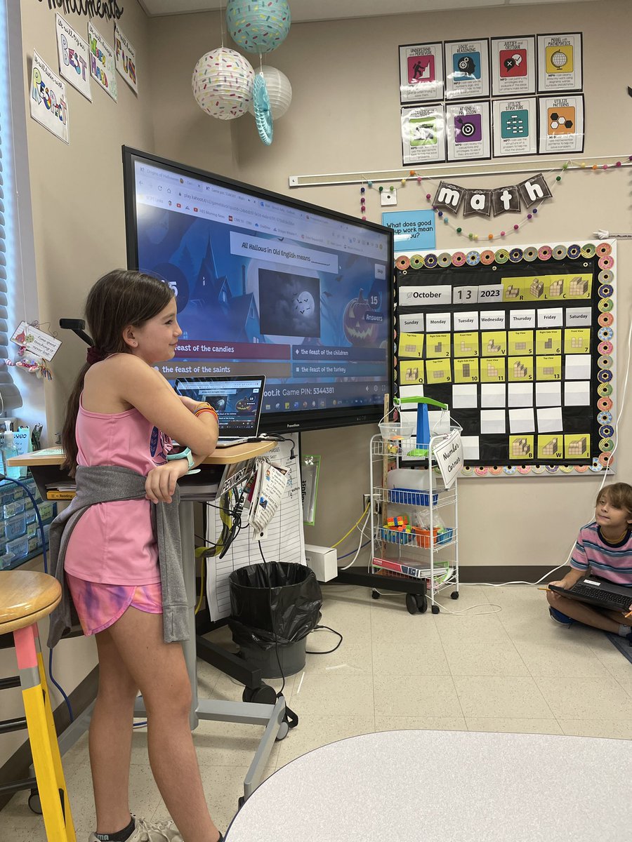 Mrs. Brond tweet media