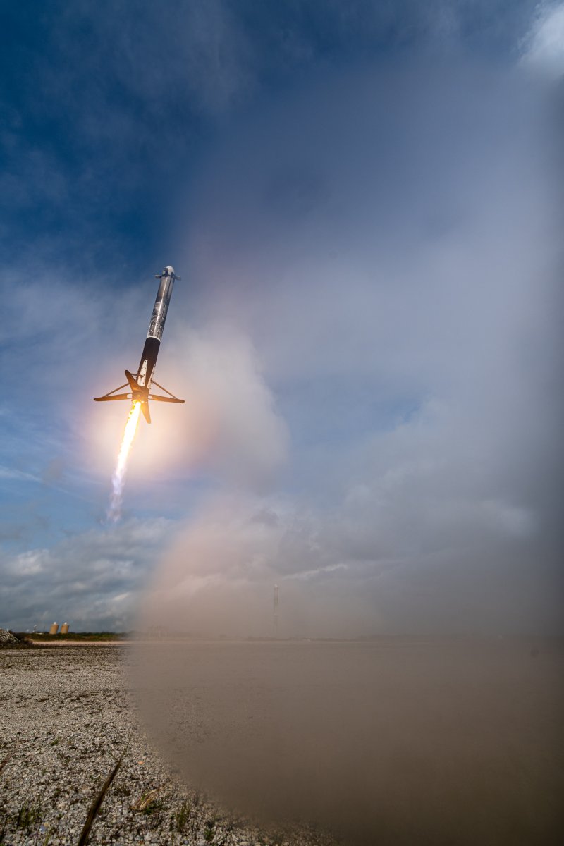 SpaceCoastChron's tweet photo. What goes up eventually comes back down. If you're a Falcon 9, you're likely landing somewhere. And if you're the #Psyche spacecraft, you've just embarked on a ~2.2 billion-mile journey to the main asteroid belt for science and discovery—two pillars of NASA's mission.

Congratulations to @NASA & @MissionToPsyche for persevering along the long and winding road to launch. You've made it! May you have fair winds and following seas on your cosmic journey.

📸 me for @considercosmos