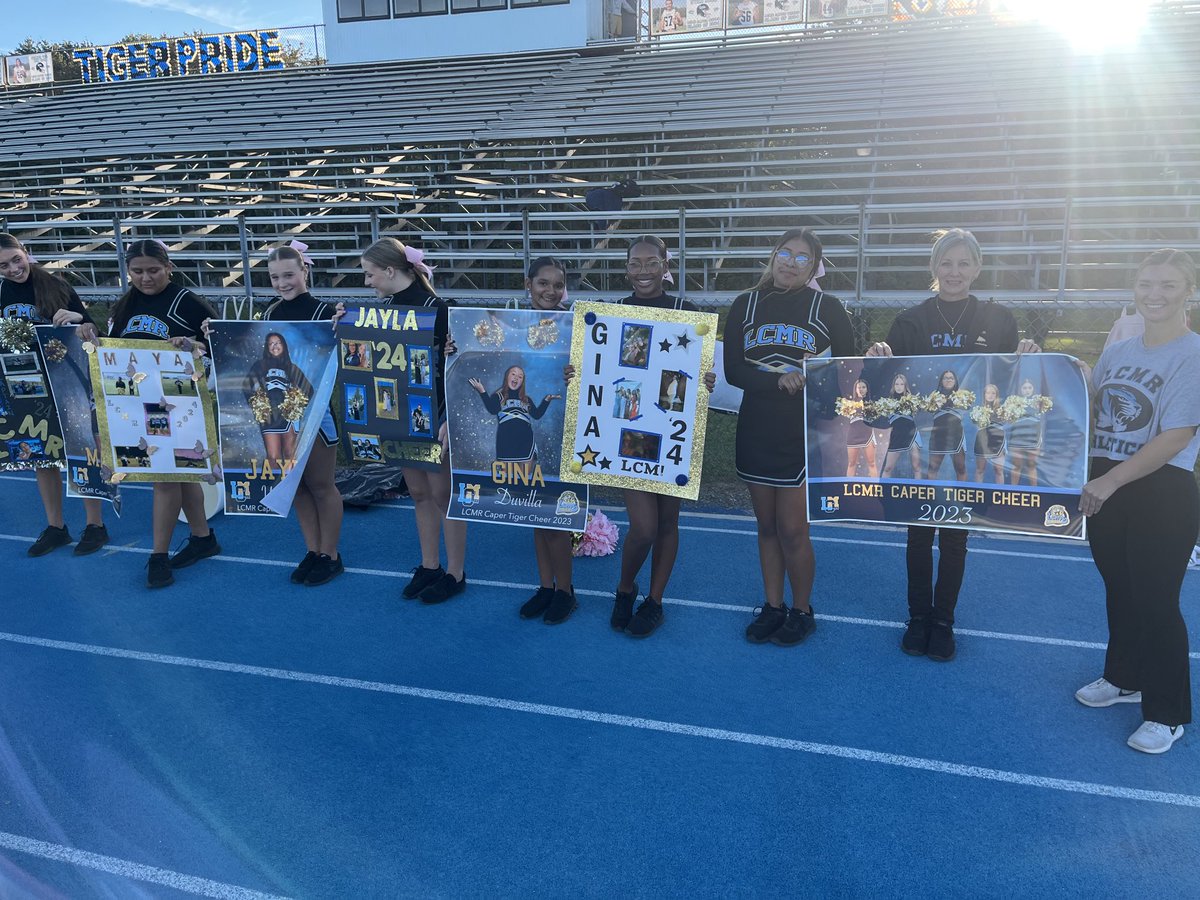 LCMR senior cheerleaders at senior night. Tiger Pride is in full spirit. ⁦@lowercapemay⁩