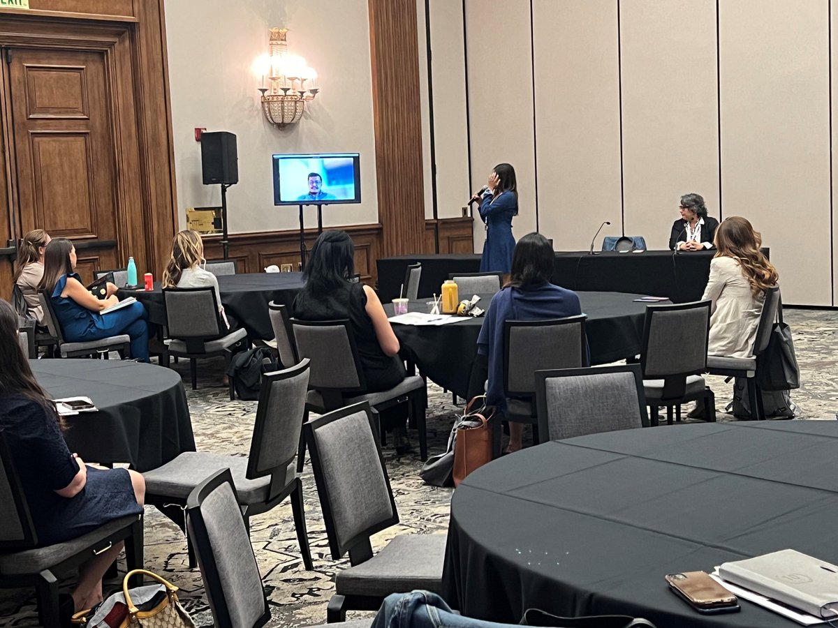 Rob Chen, MD, @ninashah33 and Teresa Ramirez Montagut, MD, PhD lead a really impactful discussion around how the lack of female leadership in pharma and other factors effect the lack of female representation among PIs, lead authors, ad board attendees. @ninashah33 shared info…