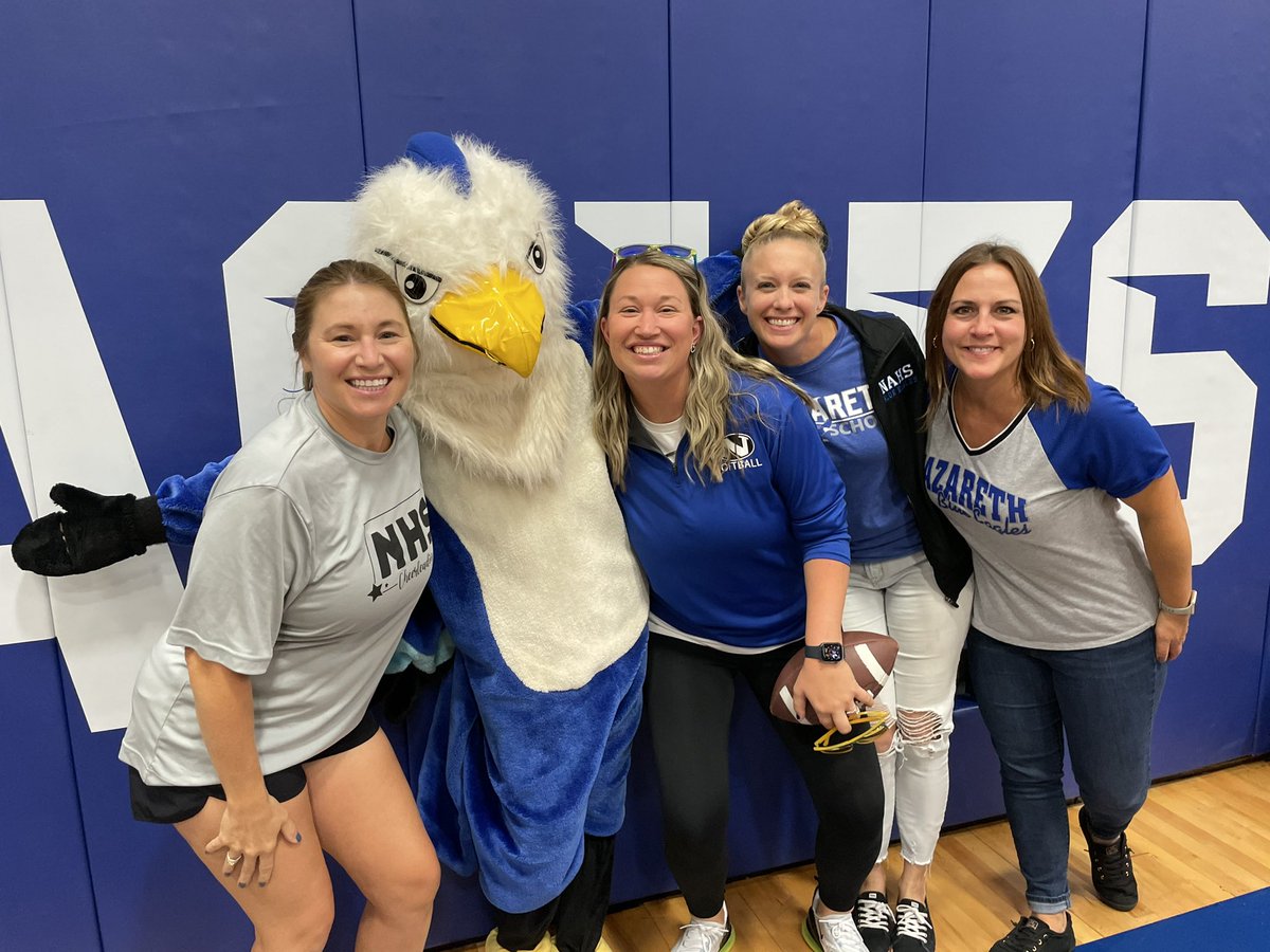 MrsBabbitt's tweet photo. Go Blue Eagles! 🦅 👏 @NazPrinMrB @MisterWehr @NASD712Director @NASDBlueEagles @BandNazareth @NhsPaukovitch @TechTchrBedoya https://t.co/FatOmgstfp