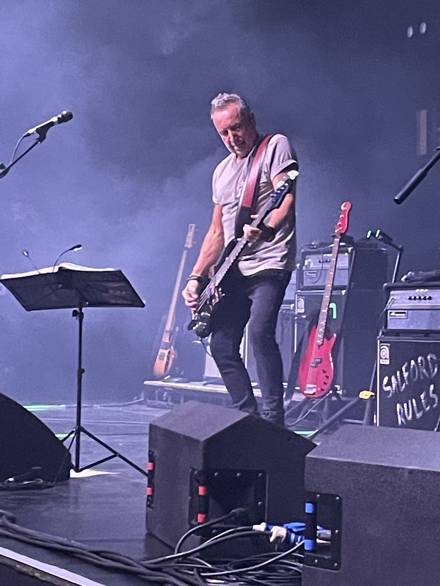 fantastic set by <a href="/peterhook/">Peter Hook</a> tonight 👏