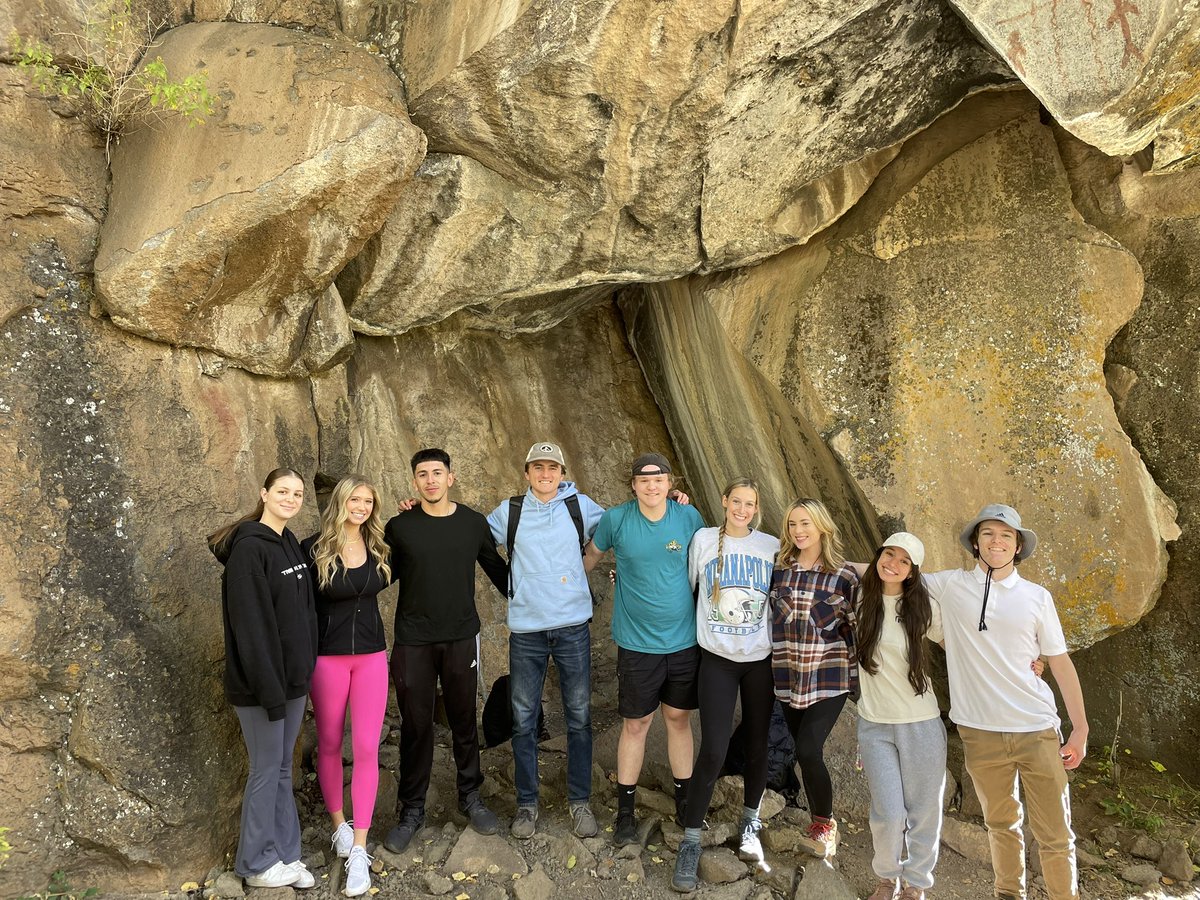 ProfFaust's tweet photo. Had a blast on our very first @NAU_MICsports outdoor adventure expedition! Can’t wait for our next trip in three weeks! @NAU #Flagstaff https://t.co/yjC4Fxifi7