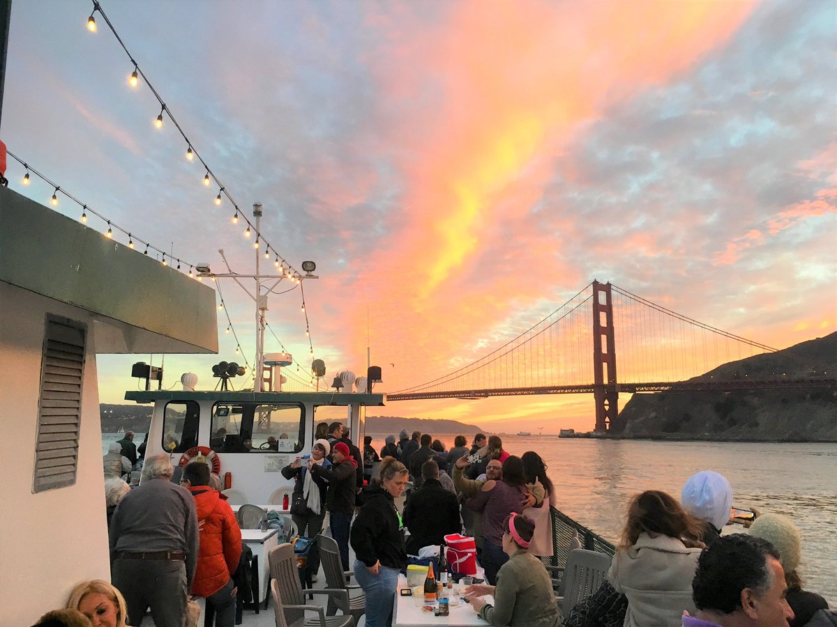 Last Sunset Cruise for the season is tomorrow 10/14! Just a few spots left. 😊 #sunsetcruise