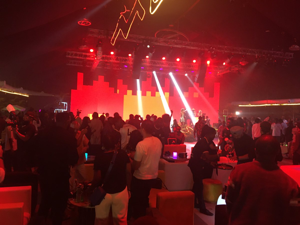 Joshua__Ubeku's tweet photo. We are shutting it down tonight at @spotifyafricaโs Afrobeats celebration. ๐ญโค๏ธโค๏ธ๐ฅ๐ฅ
#SpotifyAfrobeats #journeyofabillionstreams #SpotifyAfrica #SpotifyPartners https://t.co/ACV72d2HZB