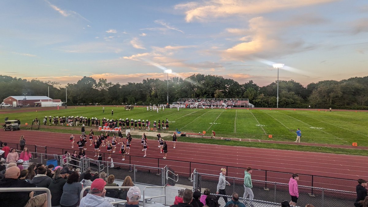 Beautiful night for football.  Let's go Pirates! #PiratePride #FridayNightLights