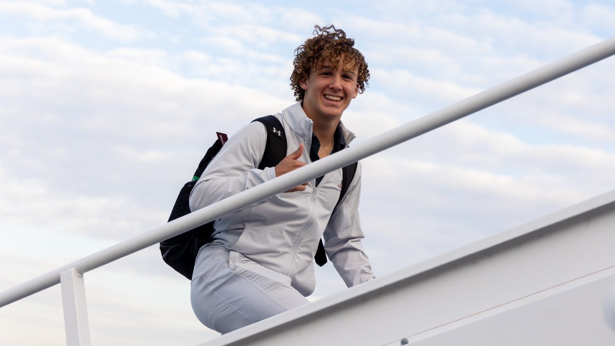 ElonFootball's tweet image. 𝐁𝐮𝐬𝐢𝐧𝐞𝐬𝐬 𝐓𝐫𝐢𝐩 💼

#AED