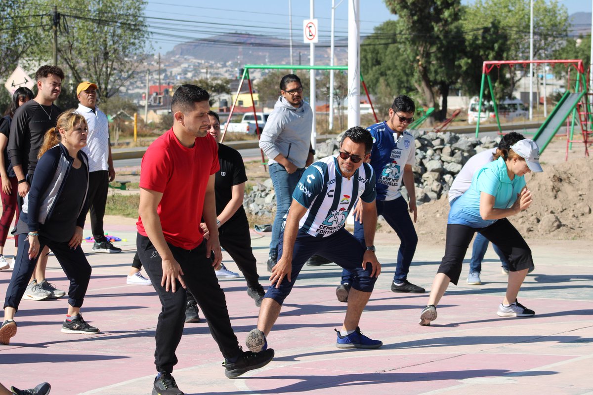 IMPA_Pachuca's tweet photo. Como lo ha instruido el Alcalde @sergiobanosr, hoy asistimos al programa Pachuca Ligera 2.0. 💯
Con el objetivo de fomentar el deporte y la salud física junto a las y los compañeros del H. Ayuntamiento. 🙌🏻✅
#CiudadDelAprendizaje
@MeloMichlle @RubenEscalanteM @PachucaGob https://t.co/SN4Rjvlbtn