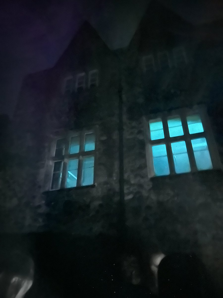 KellyEvans_Art's tweet photo. Thank you @DarkWales for the amazing after dark tour of @StFagans_Museum ! 🦇 🌙  probably my favourite tour so far! https://t.co/YtpIcaoNbJ