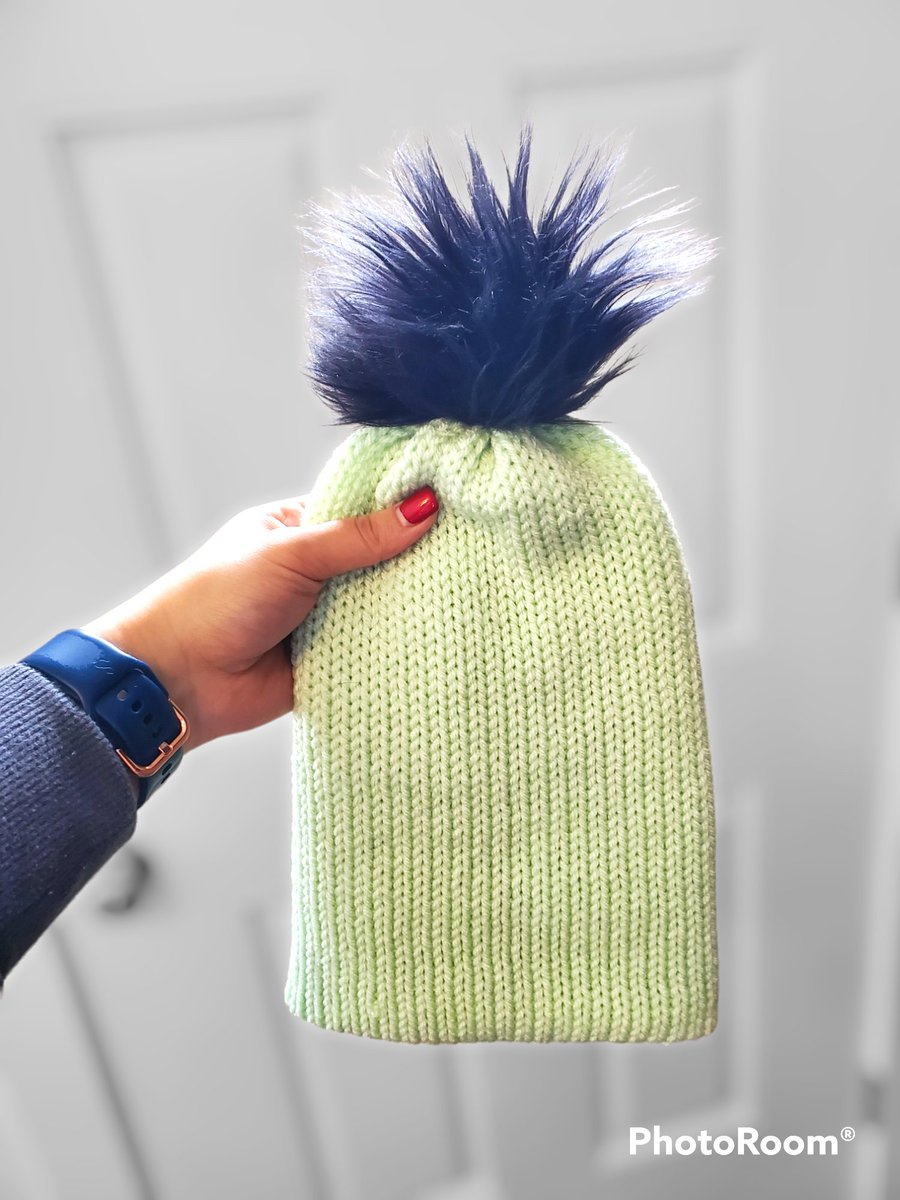 ✨️DM to get a Handmade double-layer knitted beanie just in time for the cold season❄️
#beanieseason #knittedbeanies #knittingmachine #handmade #dmtoorder #loveyarn #handmadewithlove