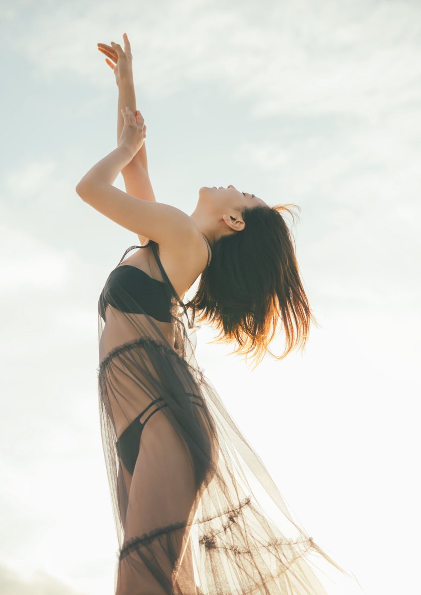 白間美瑠 写真集『Aventure』【公式】 (@miru3rd) / Posts / X