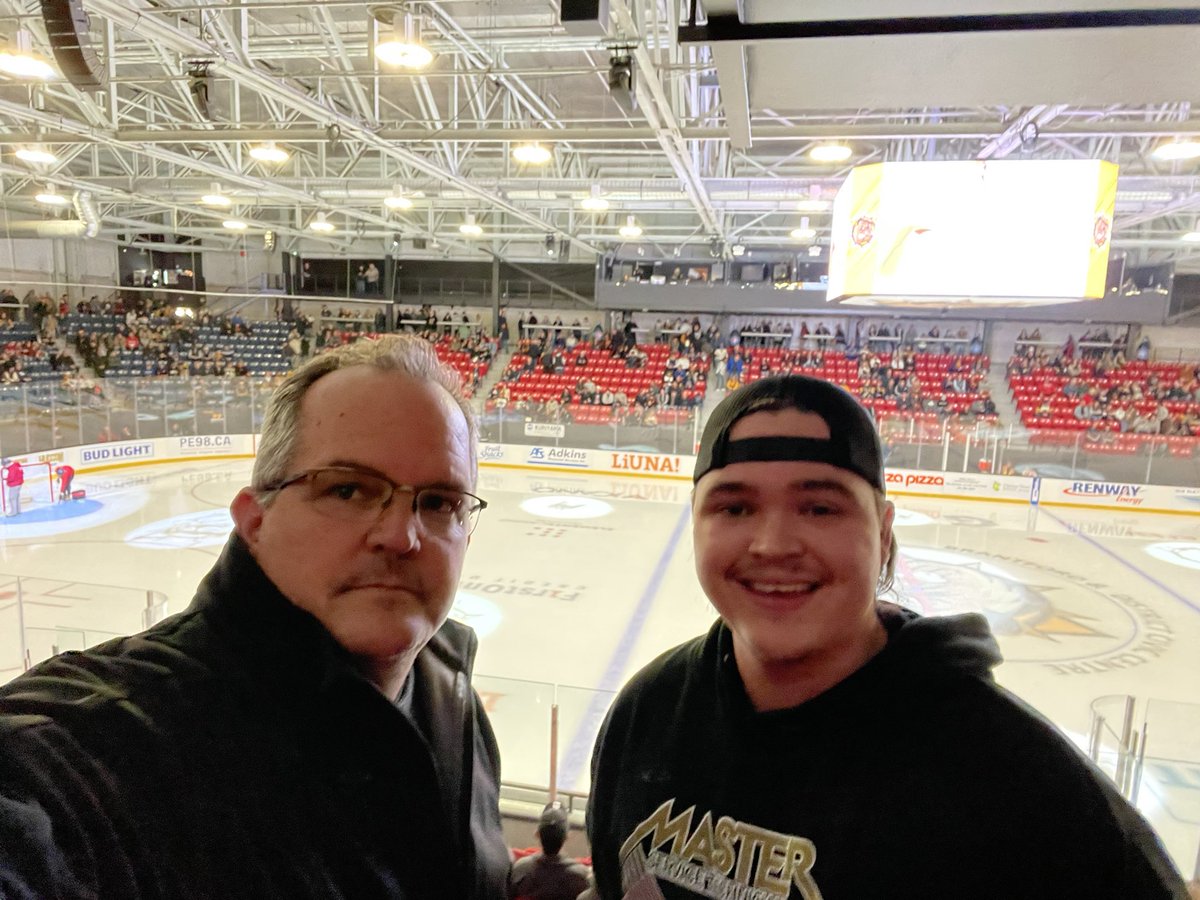 TomPalko's tweet photo. Game 2 (home game) for @BulldogsOHL on this guy’s season tickets. #BFD https://t.co/bYyc2vfaEV