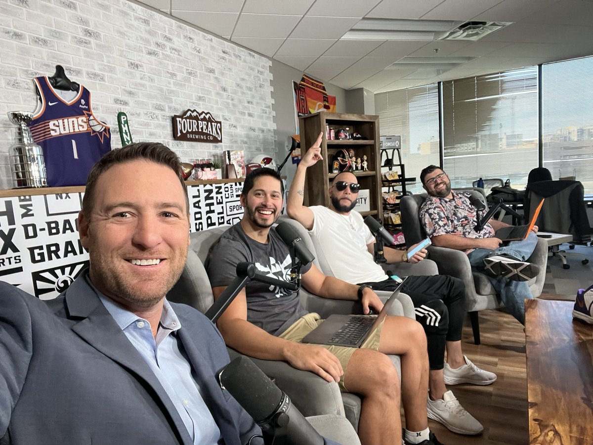 MarkMcClune's tweet image. Excited to jump on @PHNX_Suns with my favorite guests on #TheExtraPoint podcast.   Join us live: youtube.com/live/wkvaYl2JE…