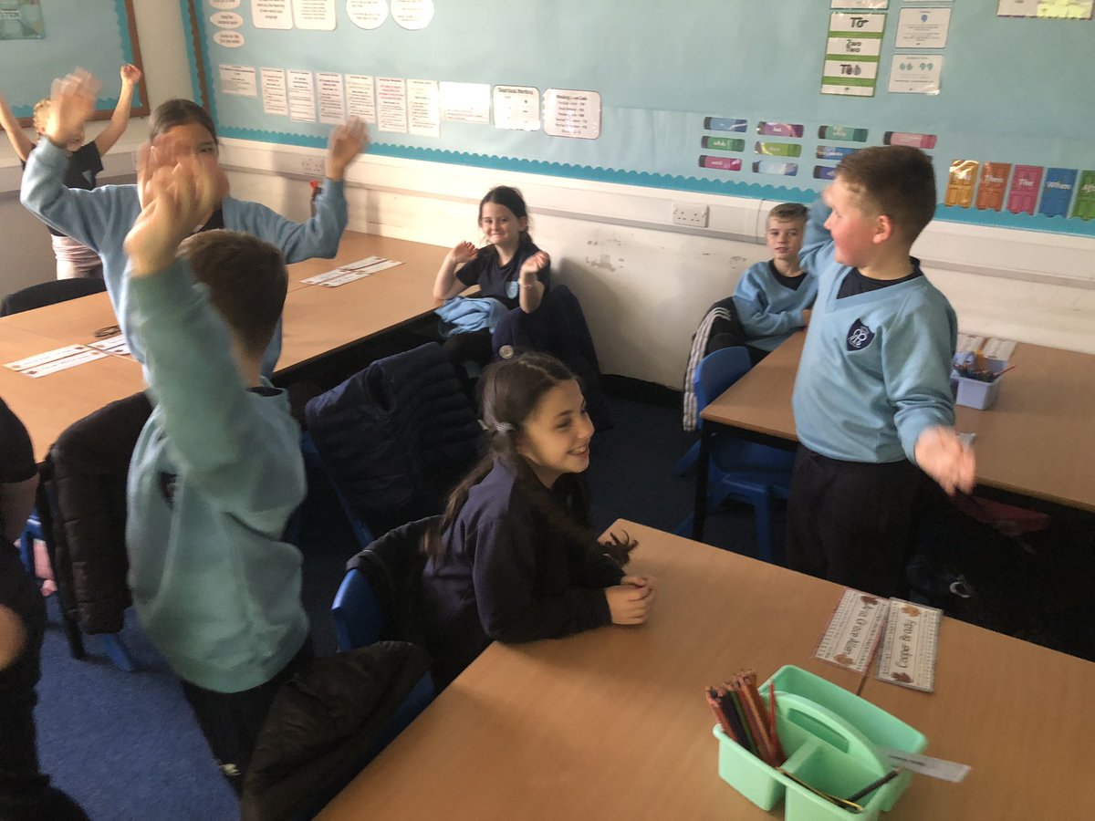DiamondMarys's tweet photo. Also joining well with Spanish lessons https://t.co/SxwN2UzkSL