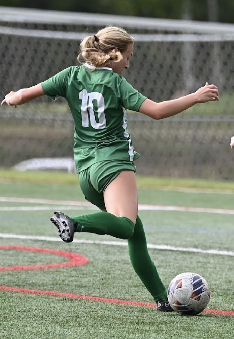 cchssports's tweet photo. Roxy Winter,  Mia Lough, and Molly Messer adds a goal each! Irish lead 5-0! ☘️ https://t.co/GxhmQDwARe