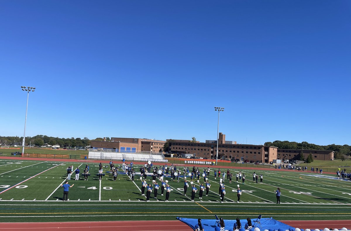 It was a beautiful afternoon for a spirit assembly. Go Eagles! <a href="/MrsJ_Ferrara/">Joy Ferrara</a> <a href="/JWieckhorst94/">Joseph Wieckhorst</a>