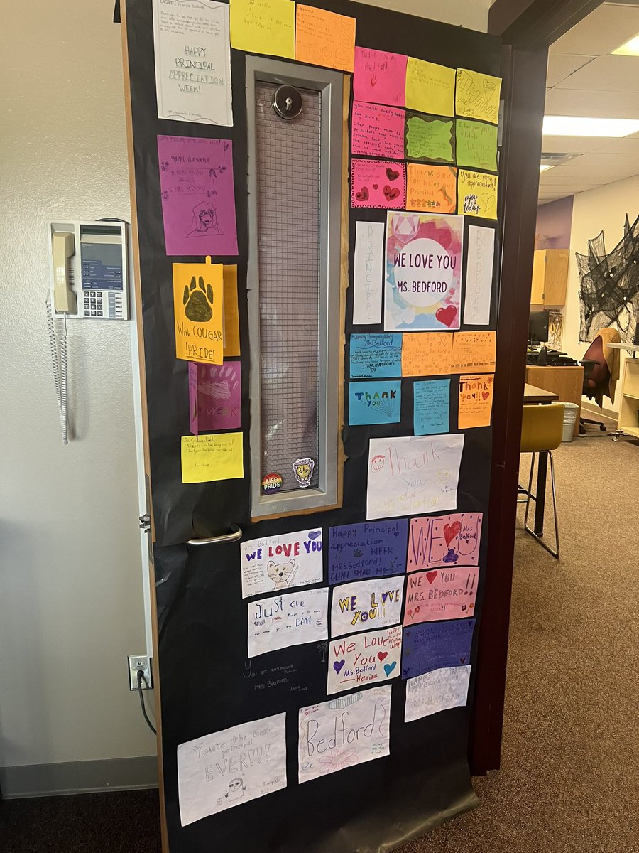 NatashaJBedford's tweet photo. I’m so grateful that I get to call Small MS @CSMSCougars1415 home! The community, staff , and students really showed out for #PrincipalsWeek and I’m so appreciative of their words, kindness, gifts, love, and support! I’m so blessed! 🐾🐾 https://t.co/vX8Q64o3cJ
