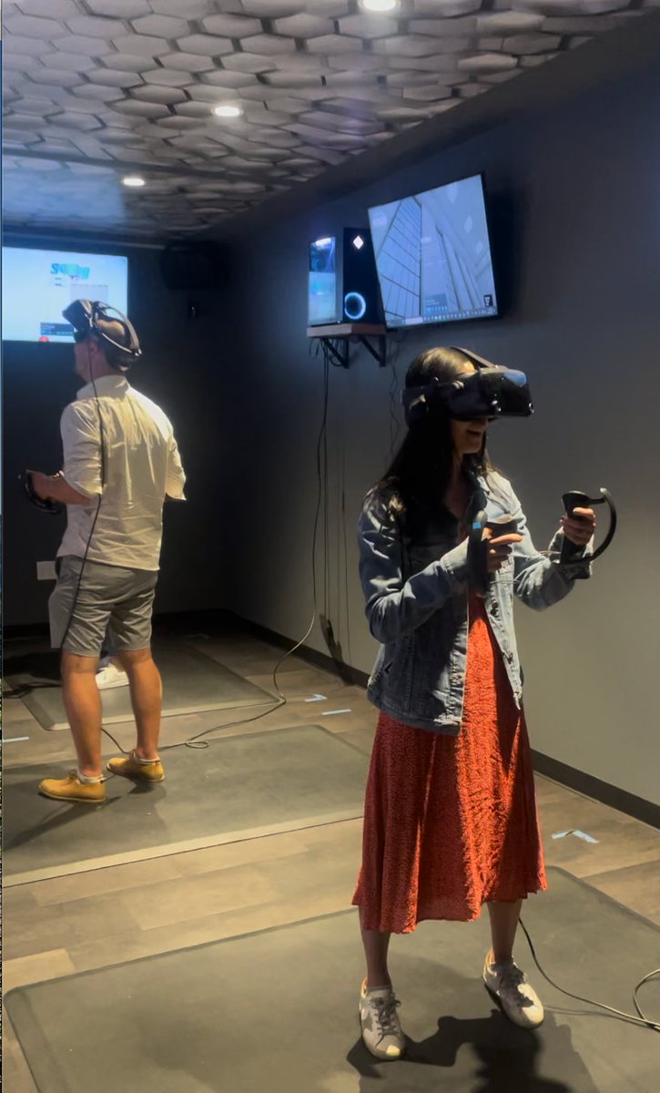 Annual resident retreat! @StanfordRadRes enjoyed a sunny afternoon and wine-tasting, capped off with some friendly competition, karaoke, and VR gaming at Hyperspace. New event next year - PD v residents at the punching bag (gauntlet thrown)! Thanks to Alysha Dhami for organizing!