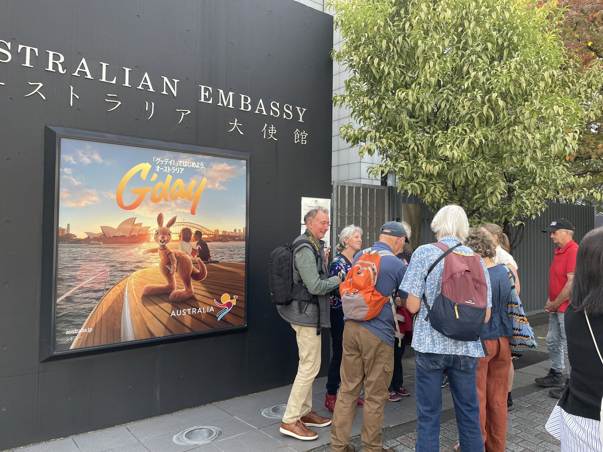 We were out representing the #YES2023 vote in Japan at the Australian embassy in Tokyo. We met so many lovely people and had so many interesting conversations with other Australians in Japan :)