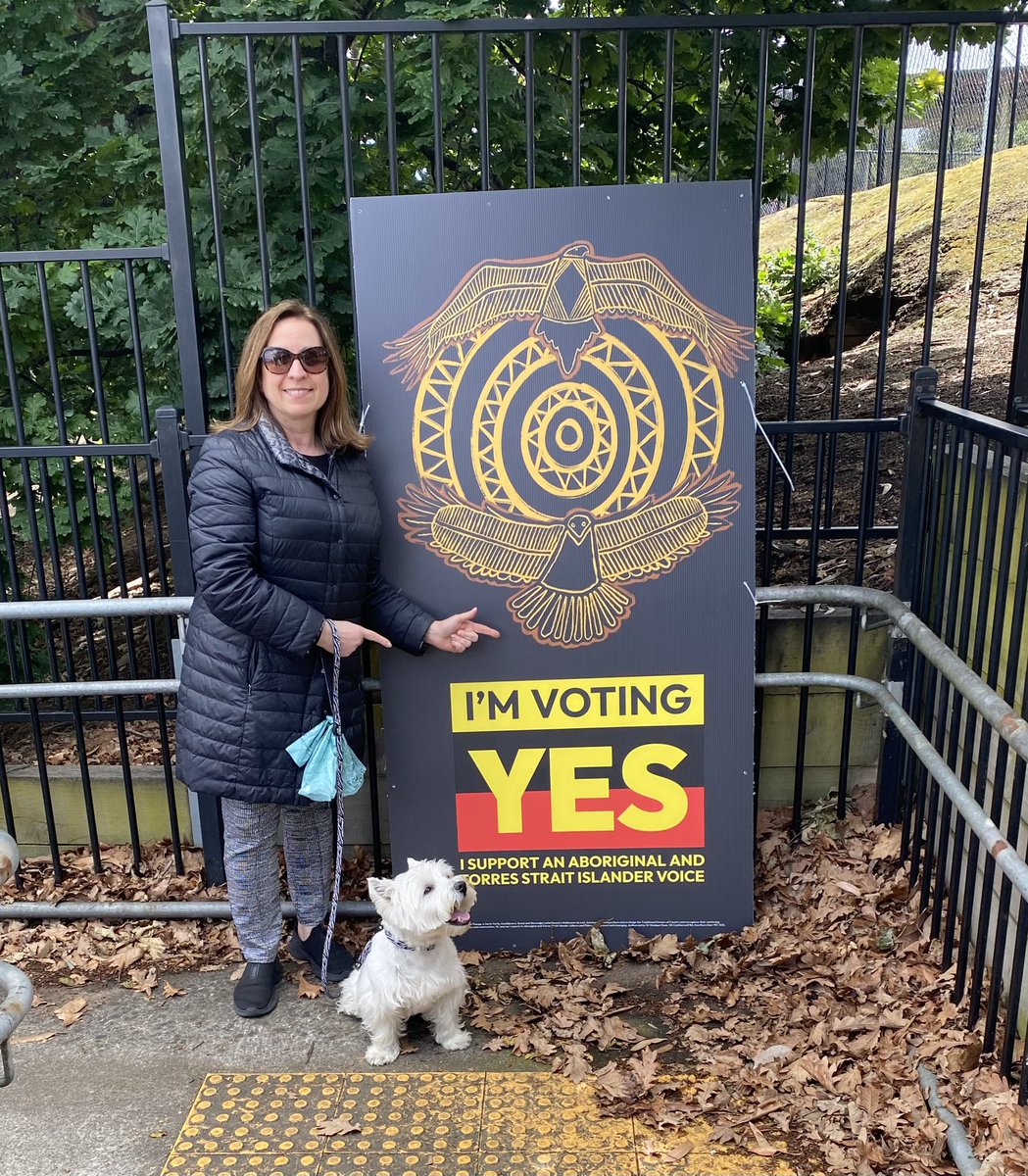 GeorgiaC_13's tweet photo. “In recognition of Aboriginal and Torres Strait Islander peoples as the First Peoples of Australia” #UluruStatement #Yes23 https://t.co/3p3X6vbSXS