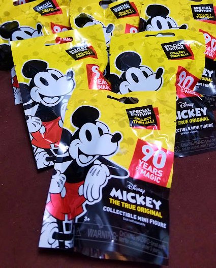 GIFT IDEAS #Disney Mickey Mouse #90YearsofMagic LOT of 6 Blind Bags 2' PVC Toy 2018 SEALED #blindbag #Mickeymouse #giftideas #stockingstuffers #partybags #disneytoys #disneycollectibles #Mickey #specialedition #disneygifts #ebayfinds ebay.com/itm/2664235619… #eBay via @eBay