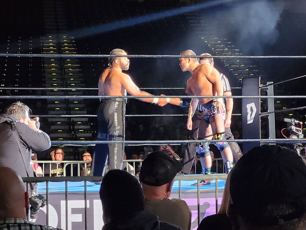 Kevmendo509's tweet photo. Masato freaking Tanaka vs Bryan Keith. This is going to BANG. #DefyPrimolucha https://t.co/WQogQk5nuD