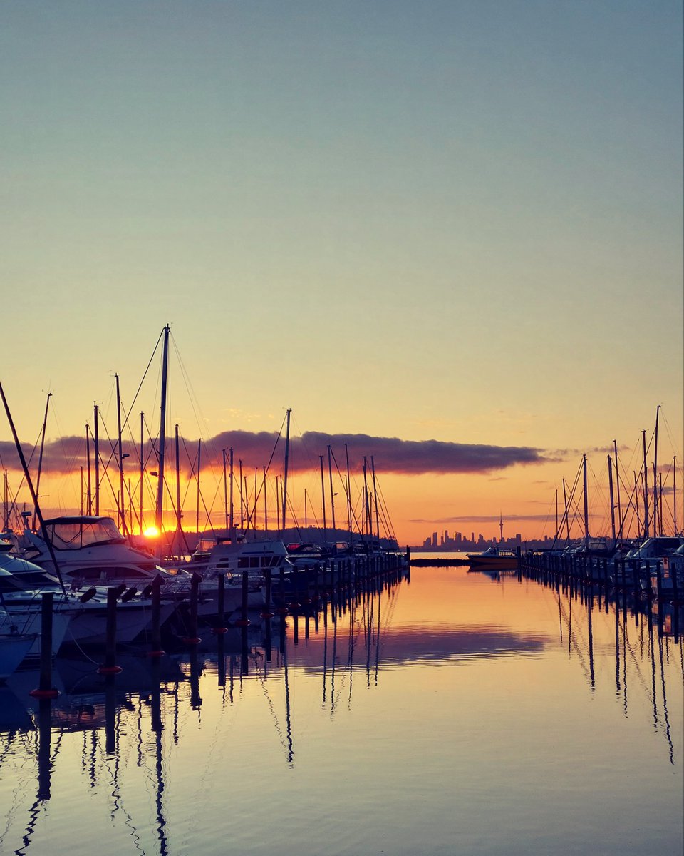 TourExotico's tweet image. Such a beautiful #sunrise gives you inspiration to start the day👣

#skycolors #MorningMotivation #MorningVibes