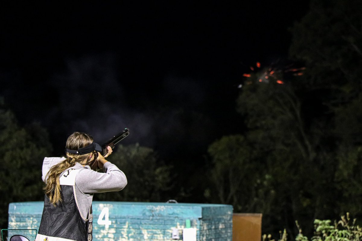 Some photos from tonights competition shooting under the lights at Marion County Sportsman Club in Knoxville, IA

#valleywillroll #collegeshotgunsports #letsgoshooting #midwayusa