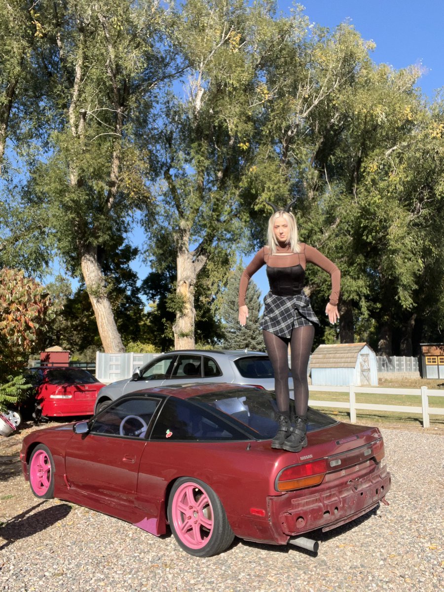 turbomads's tweet photo. once i put my wing on i wont be able to do this 
hatch!!!!!! https://t.co/DzIsaUzvGX