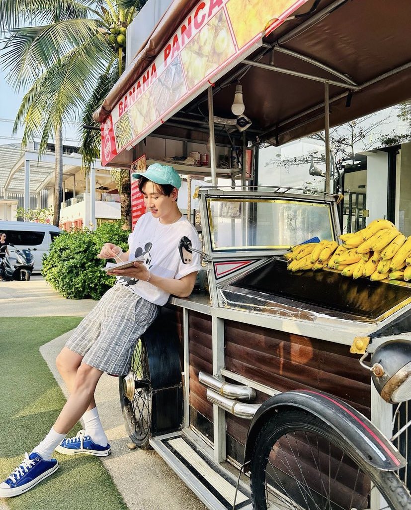 Hyukjaeloops's tweet photo. Good morning 😭💙💙
#은혁 #EUNHYUK #HYUKJAE https://t.co/JSLstQKSkf