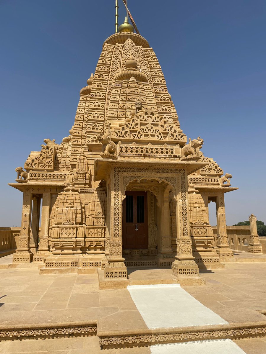 satyasadhnanal's tweet photo. #SatyaSadhna : Day - 2 Amarsagar Jain Mandir , Glimpse of Jaisalmer Tour as of 08.10.2023.
#Khatargach #jain #travel #travelling #journey #trith #tirthyatra #yatra #india #meditation #yati #yatini #guru #gurudev #jain #jainism #jaindharm #jainupdates #jainreligion #dharm https://t.co/sK4CX0jyEY