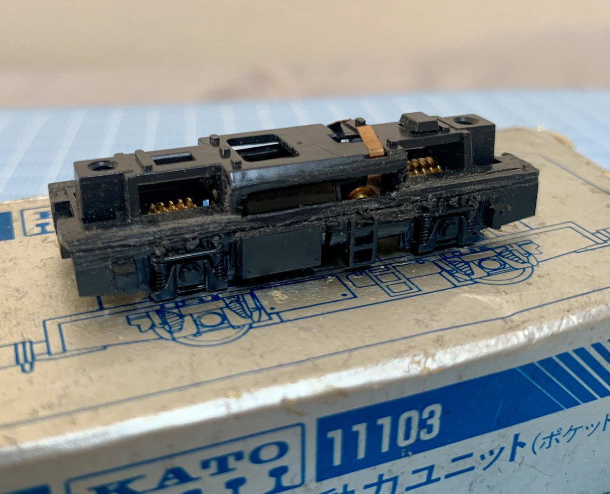 sarakujou's tweet photo. KATOのリニューアル前のチビ凸動力を削って、ノス鉄第一弾のDB20に組み込んでみました。
思ったよりもいい感じかと。

#ノス鉄
#ノスタルジック鉄道コレクション
#DB20 https://t.co/uc4tJA4BO2