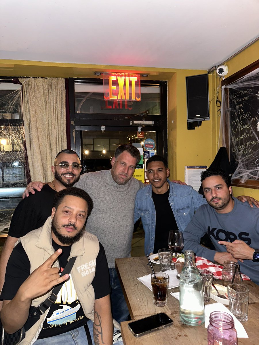 Le Baratin (@lebaratin) on Twitter photo We are going to miss you brother best of luck in new chapter <a href="/TroopzAFC/">The People’s Champion 🇯🇲🇵🇰🏴</a> #arsenal #backtoUK #GoodLuck #NYC #arsenalfootball We are going to miss you brother best of luck in new chapter <a href="/TroopzAFC/">The People’s Champion 🇯🇲🇵🇰🏴</a> #arsenal #backtoUK #GoodLuck #NYC #arsenalfootball