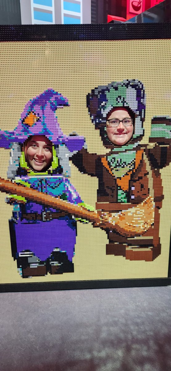 Southeast PAECT (@sepaect) on Twitter photo Great evening at Legoland. Prize patrol gave two activity packs to our lucky winners, <a href="/kbarnes3085/">Krissy Barnes</a> and <a href="/mslowenstein/">Julianne Lowenstein</a>, and a Lego lunchbox for <a href="/Thespian70/">Scott Snyder</a>. #LDCPstamp #PAECT #RedOctober Great evening at Legoland. Prize patrol gave two activity packs to our lucky winners, <a href="/kbarnes3085/">Krissy Barnes</a> and <a href="/mslowenstein/">Julianne Lowenstein</a>, and a Lego lunchbox for <a href="/Thespian70/">Scott Snyder</a>. #LDCPstamp #PAECT #RedOctober