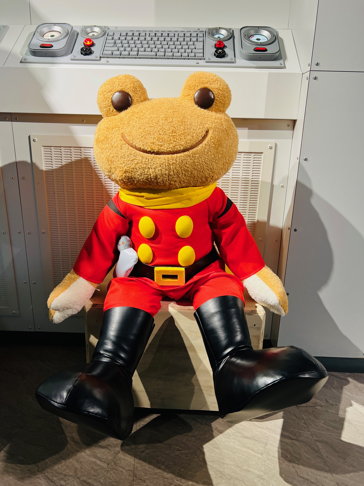 【新品未使用】石ノ森萬画館 限定 かえるのピクルス 仮面ライダー ポージング 仮面ライダー×かえるのピクルス」コラボアイテムの販売について