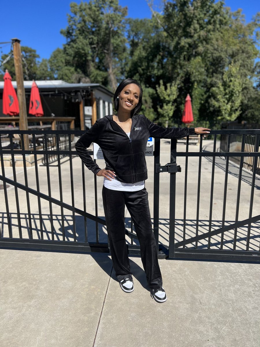 MorganWilbon's tweet image. I pop out occasionally 💅🏾