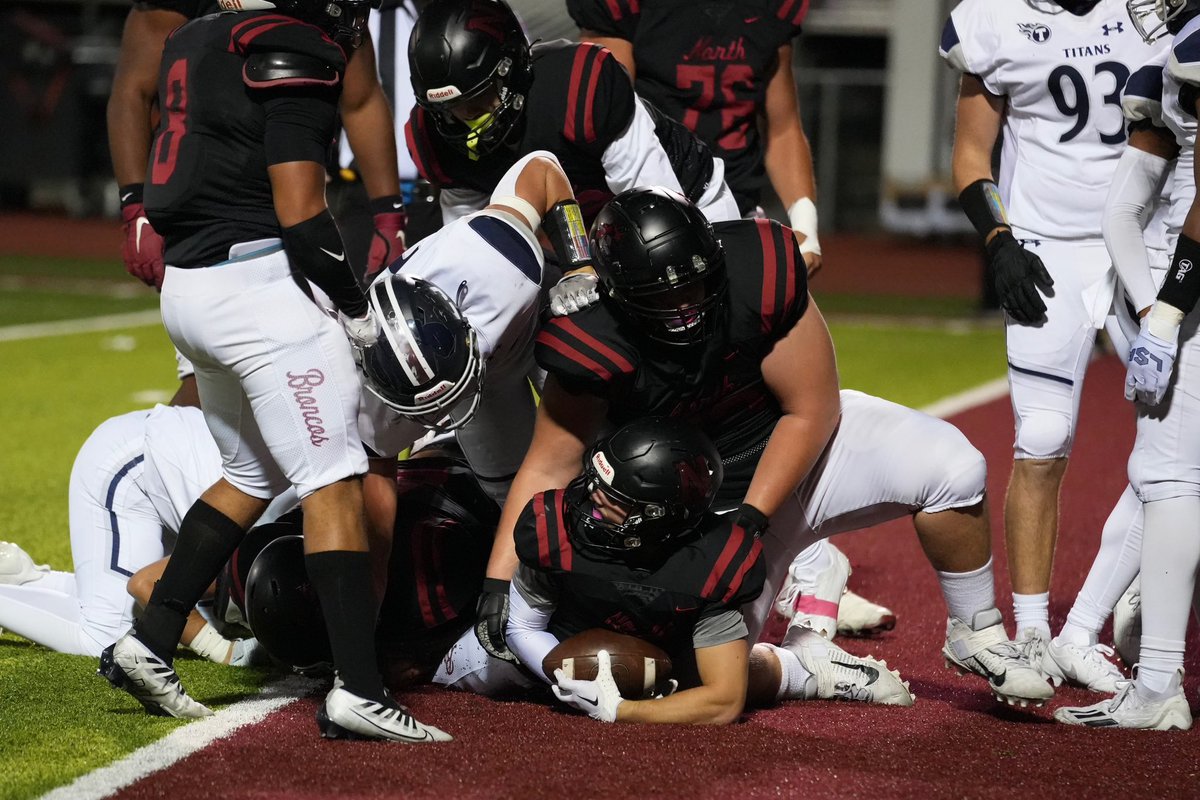 .<a href="/HyVeeKCMetro/">Kansas City Hy-Vee</a> Game of the Week -

Tanner Howes scores from 7 yards out to tie the game!

LS West 7
LS North 7      1Q - 0:21

🔥📸 <a href="/AjHildreth/">A.J. Hildreth</a>