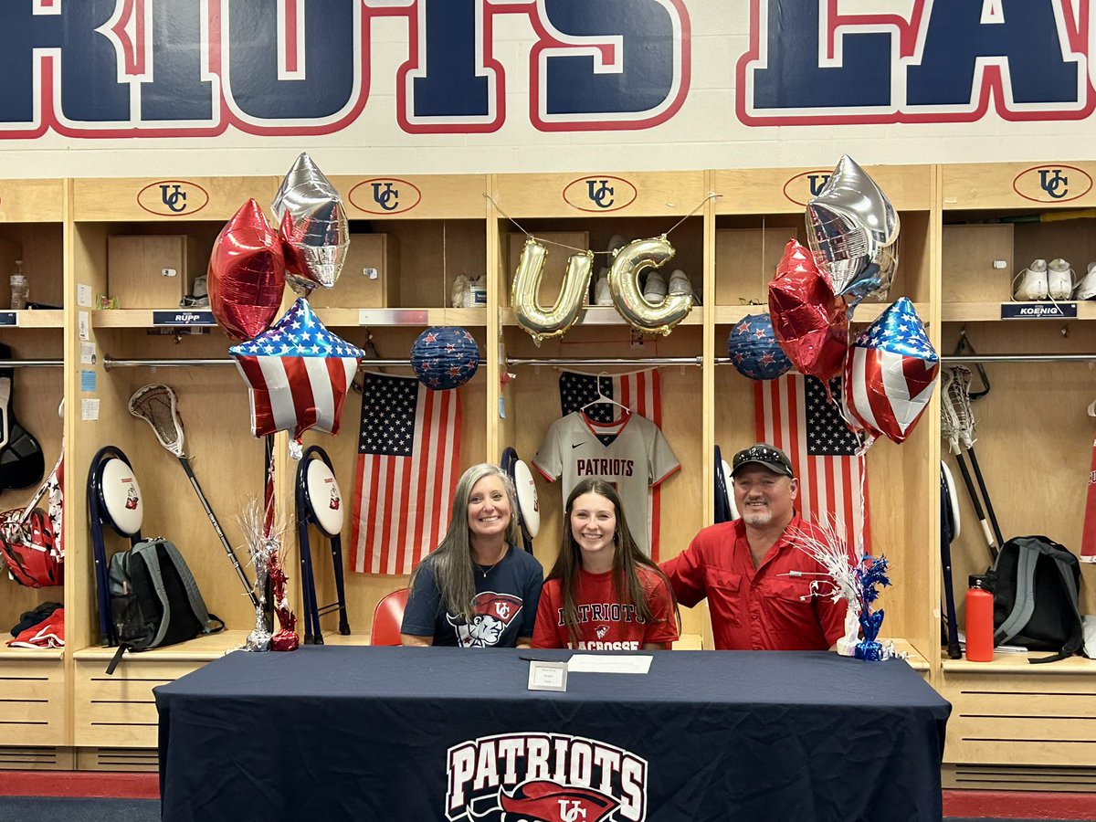 GovsLacrosse's tweet photo. What a great day witnessing Machenzie Willis putting the pen to paper and making her dreams a reality.

Today she officially signed the commitment to continue her education and lacrosse career at the University of the Cumberlands!

#committed #ladygovslacrosse #growthegame https://t.co/tx8ENLgKtm