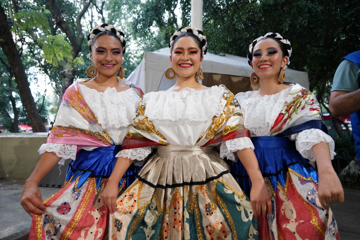 mauriciotabe's tweet photo. El Festival Nuestras Tradiciones le dio vida al Parque Salesiano con toda la música y talento de nuestras vecinos y vecinos.

¡Qué gran celebración! 
👏🏻👏🏻👏🏻 https://t.co/tEn0g1dlIv
