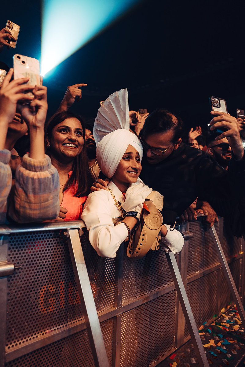 diljitdosanjh's tweet photo. Melbourne Australia 

😇🙏🏽 https://t.co/1LVpLkx2nf