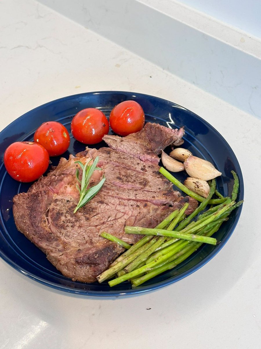 Finally finished the steak I made myself #gourmetfuehrer