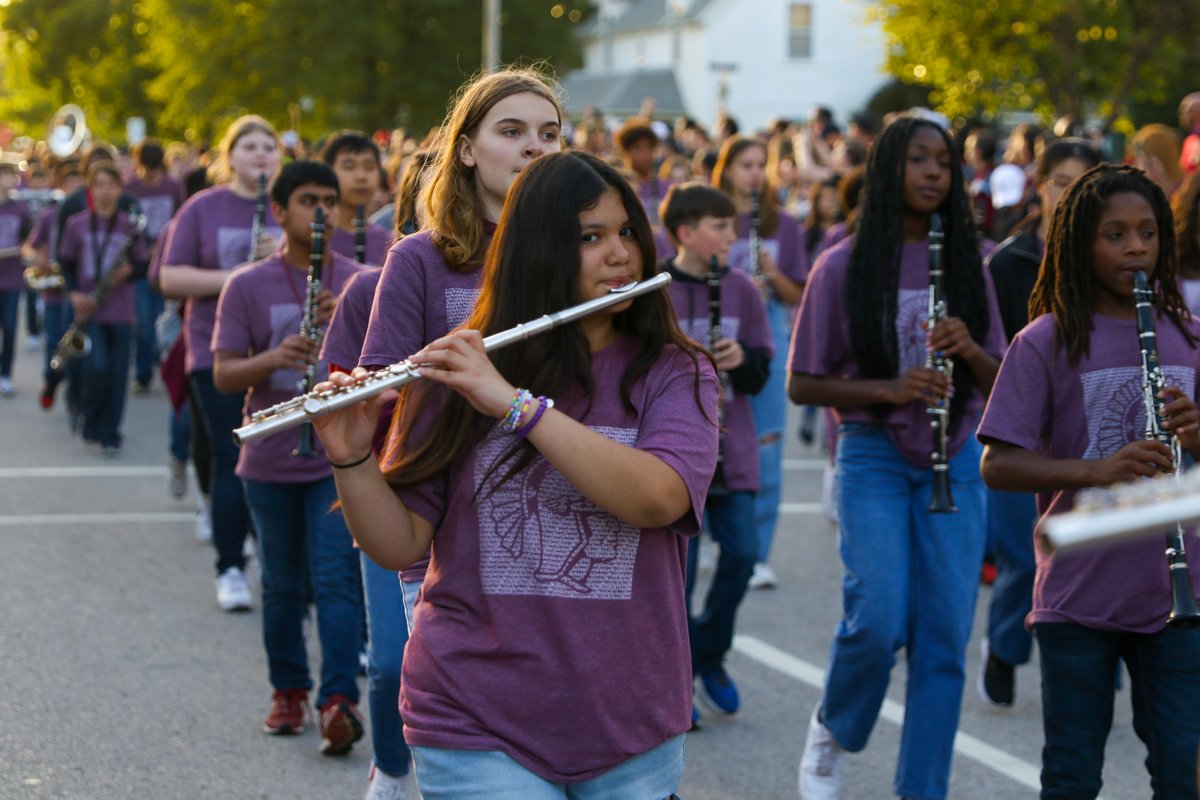 jenksps's tweet photo. To our community that shows so much love and support for their Trojan Family, THANK YOU! Don't forget to join us in Allan Trimble Stadium or stream the game live on Trojan TV to watch our Jenks Trojans battle against the Moore Lions! https://t.co/pTKbvLb3VC https://t.co/tOQZiu3eWy