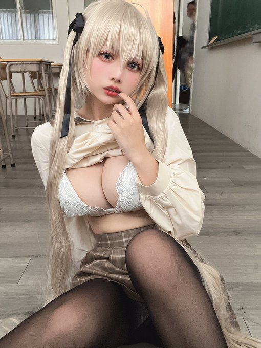 Twitterのコスプレ画像17