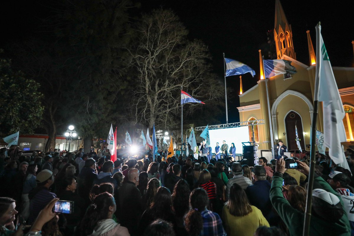 gustavovaldesok's tweet photo. En #LaPaz, el gran equipo de @juntoscambioar de #EntreRíos demostró su fortaleza y su convicción para ganar el 22 de octubre bajo el liderazgo de @frigeriorogelio.

Se viene una elección histórica que culminará de la mejor manera: ¡Con un triunfo de punta a punta! https://t.co/NZCA57SRt5